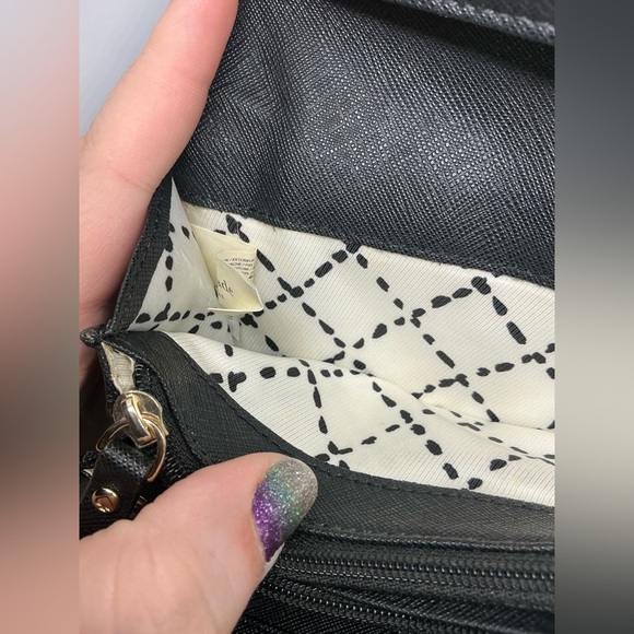 Kate Spade Black and Gold Wallet Organizer with Sleek Design - Picture 5 of 5